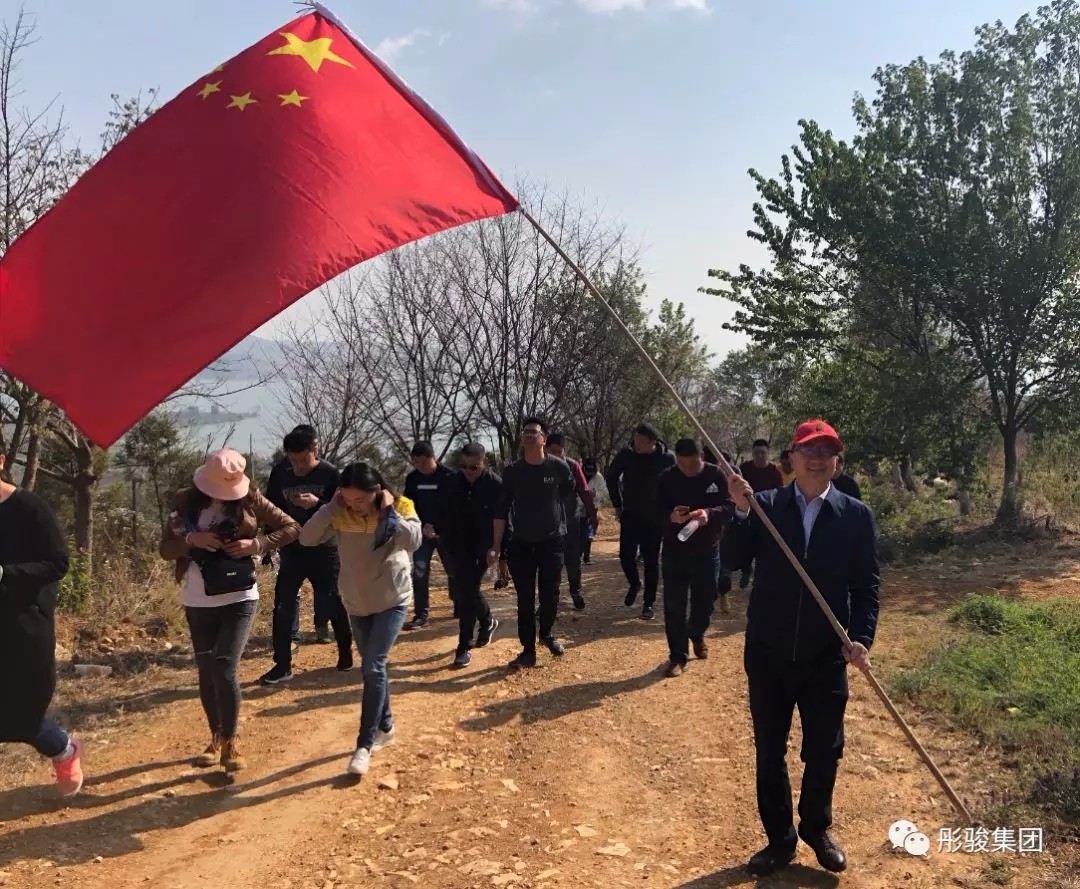 “關(guān)愛滇池、共建生態(tài)”